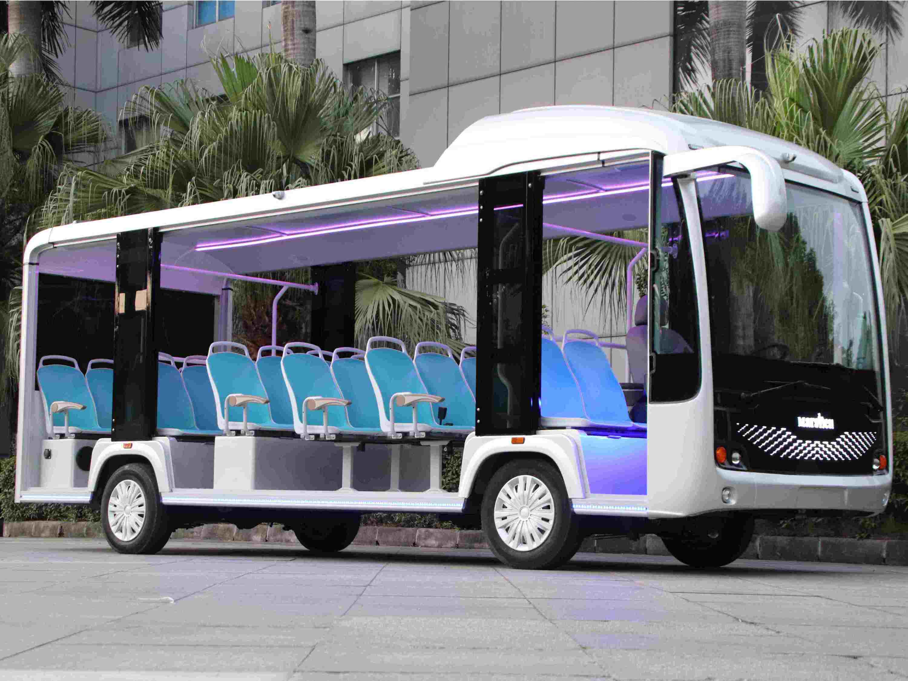 二十三座電動(dòng)觀光車(chē)