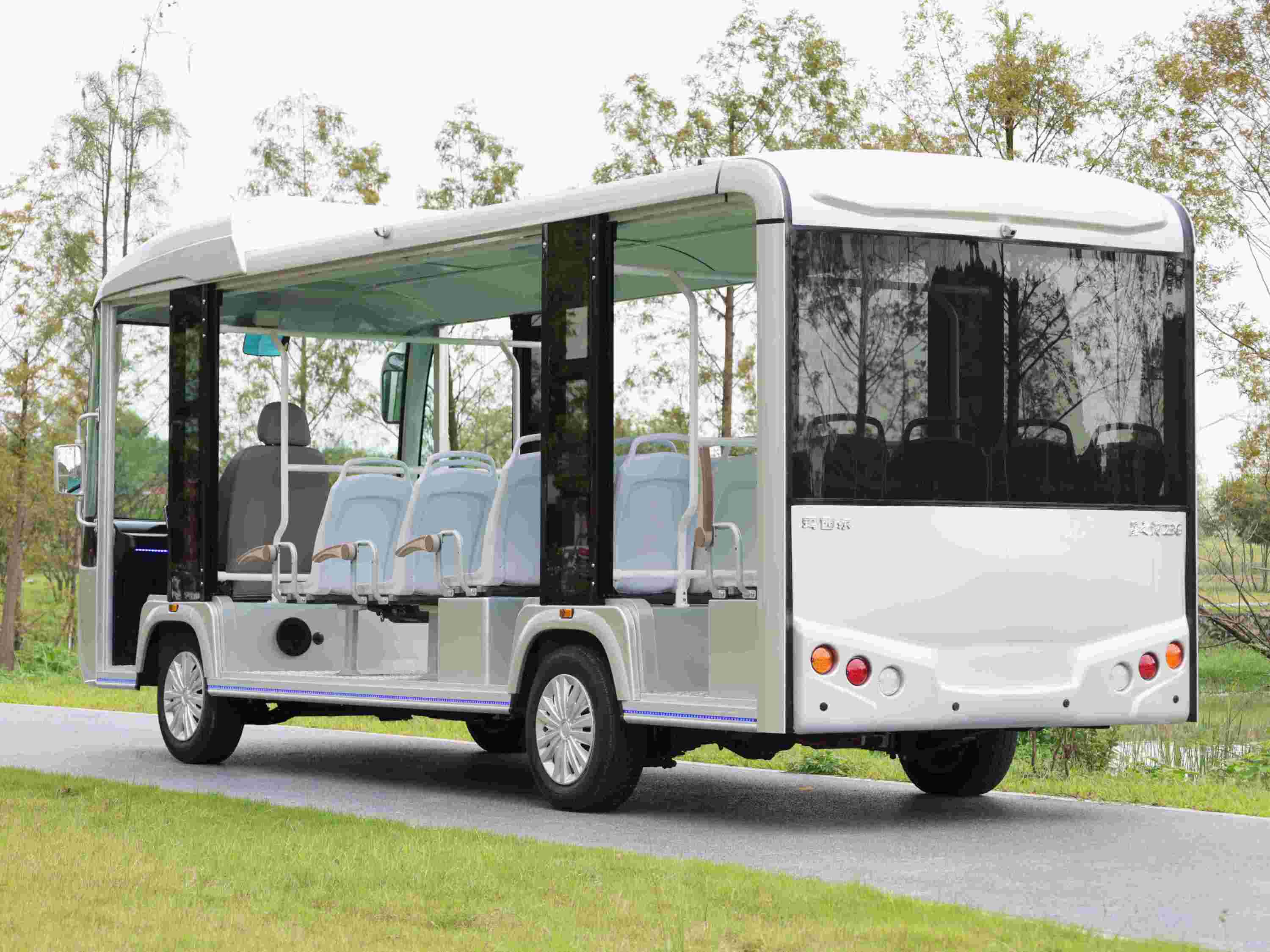 二十三座電動觀光車